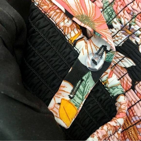 Band of Gypsies B.O.G Collective | Floral bustier style top - Picture 6 of 8